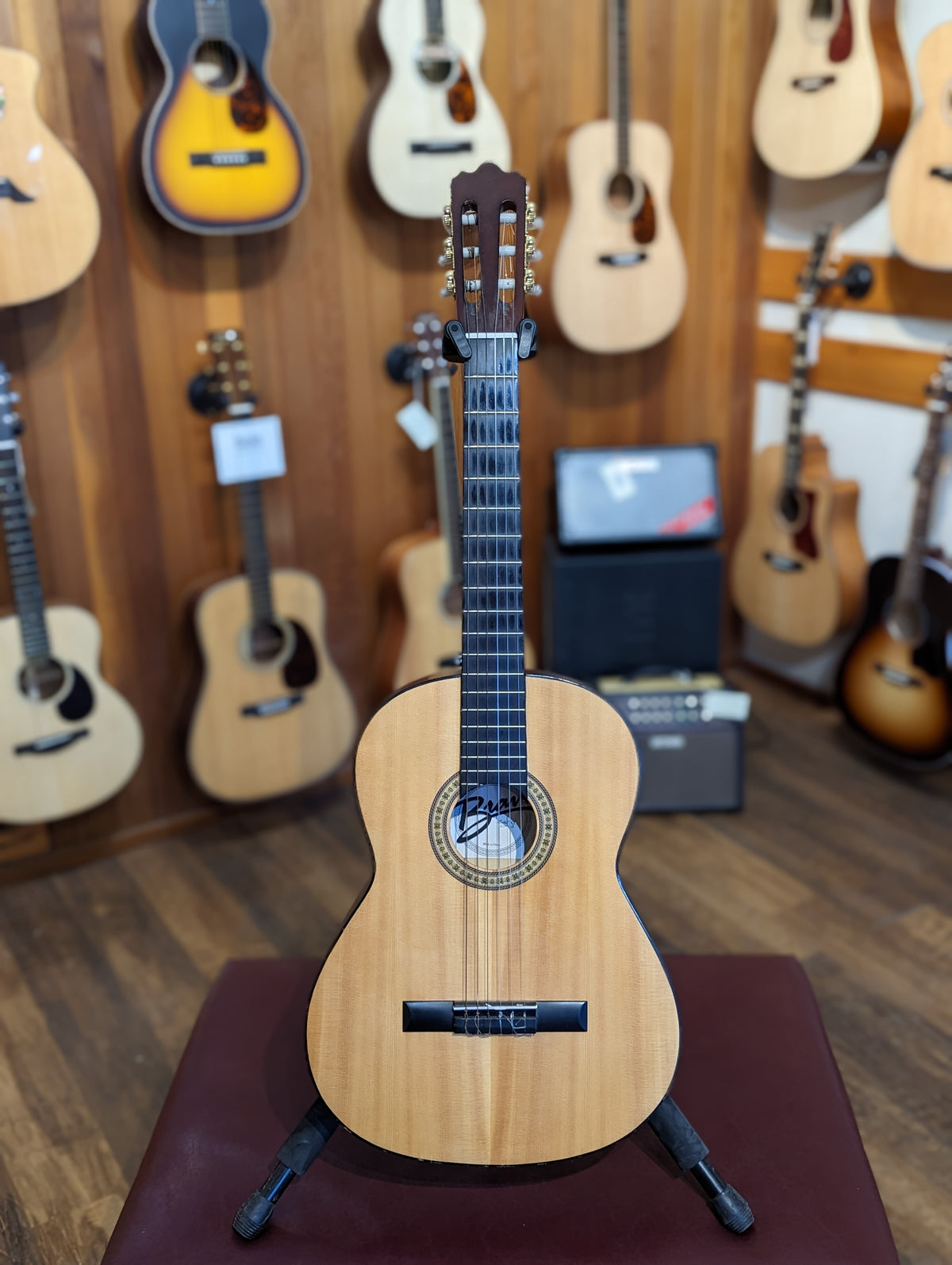 Bravo BC-40 Classical Guitar w/Gig Bag