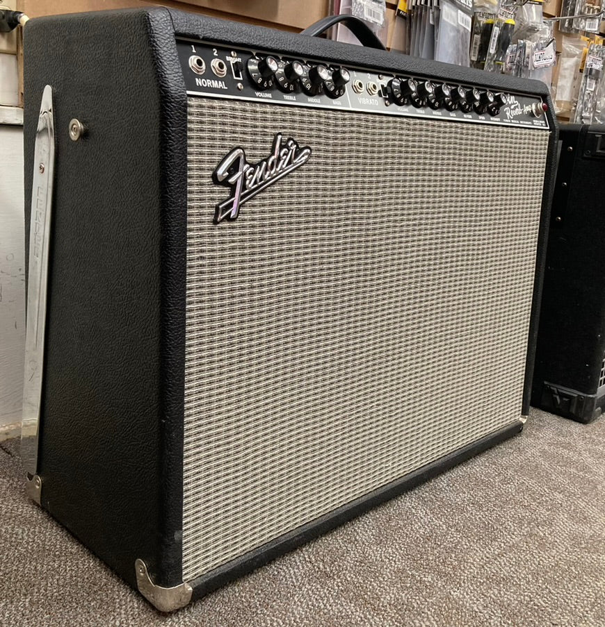 Fender Twin Reverb Hum Fender '65 Twin Reverb Electric Guitar Amp (2011) – Acoustic Music Shop