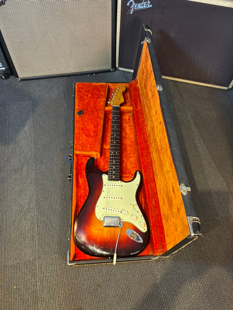 Fender Pre-CBS Stratocaster Electric Guitar w/Case - Refinished Sunburst (1964)
