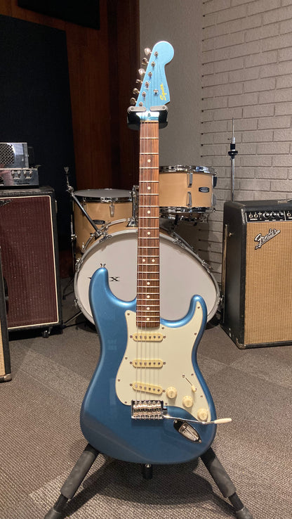 Squier FSR Classic Vibe 60's Stratocaster - Lake Placid Blue (2013)