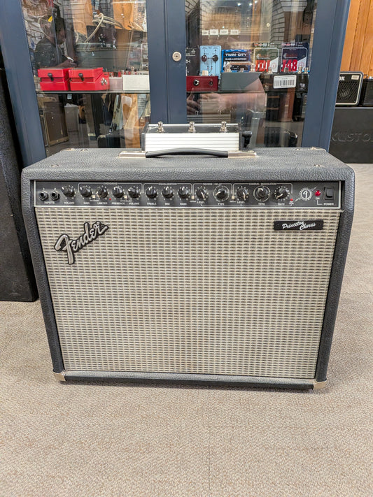 Fender PR424 Princeton Chorus DSP 2x10" 25w Guitar Amp Combo Amp (Used)