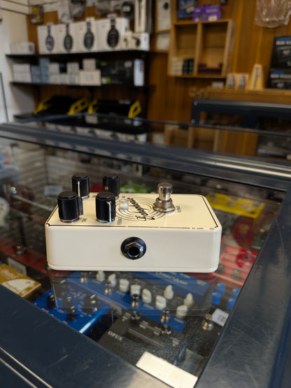 Lovepedal Echophonic Modulated Delay Pedal (Used)