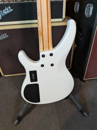 Yamaha TRBX305 5-String Active Bass Guitar w/Gig Bag - White (Used)
