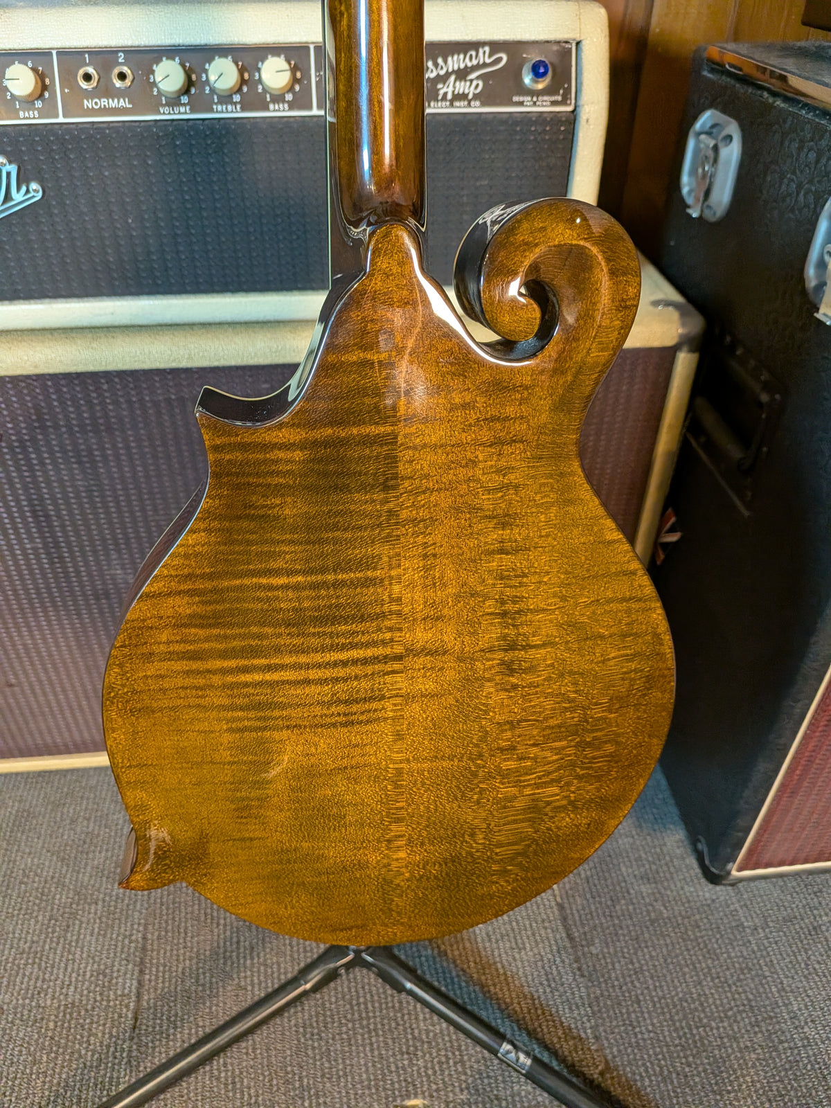 Eastman MD515 F-Style Mandolin w/Case - Classic Sunburst Finish (Used)