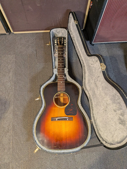 Gibson Banner LG-2 Acoustic Guitar w/Case (1943)