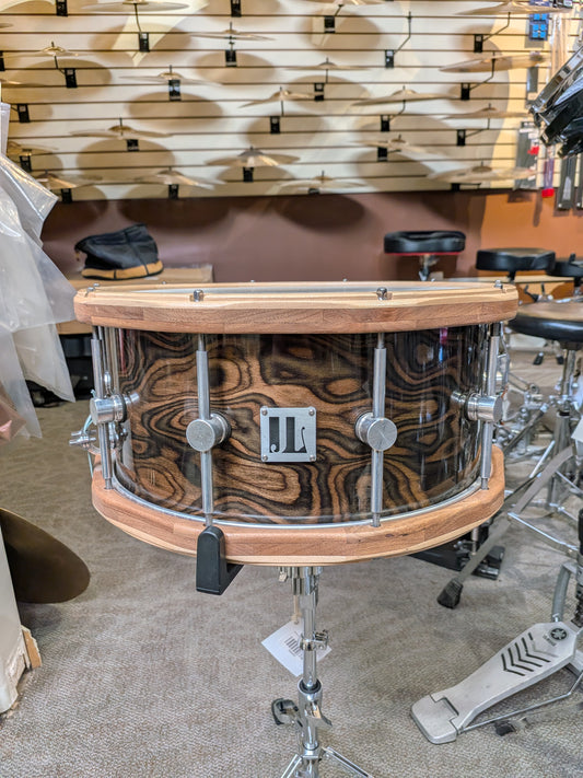 14"x7" Maple Snare Drum w/Wood Hoops (Used)
