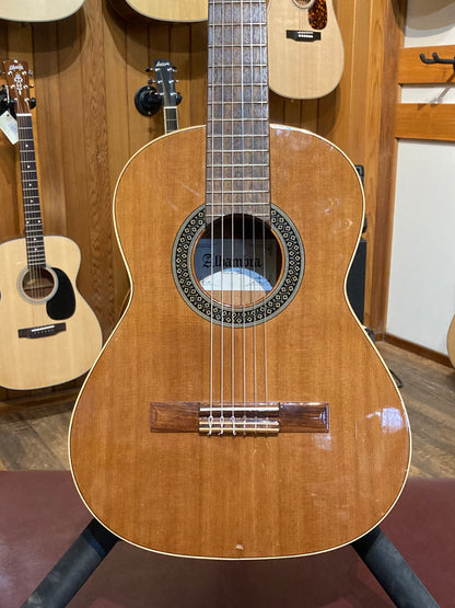 Alhambra R1C 1/2 Size w/Gig Bag (Used)