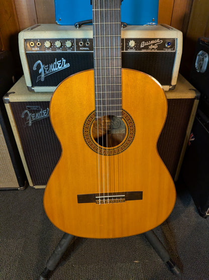 Yamaha G-100A Classical Guitar w/Case (1970's)