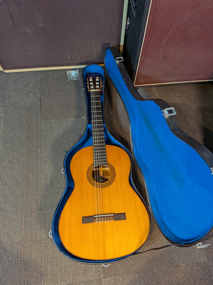 Yamaha G-100A Classical Guitar w/Case (1970's)
