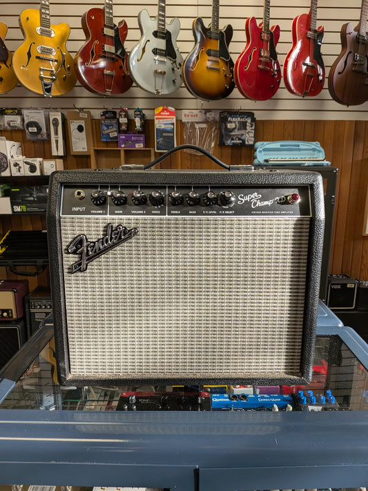 Fender Super Champ XD 1x10" 15w Guitar Combo Amplifier (2009)