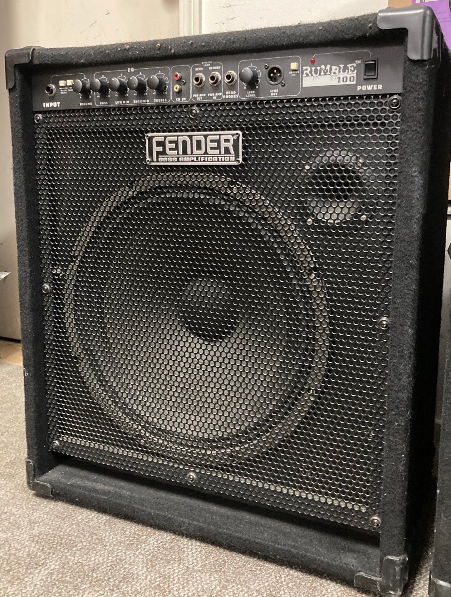 Fender Rumble 100 Bass Combo Amplifier (Used)