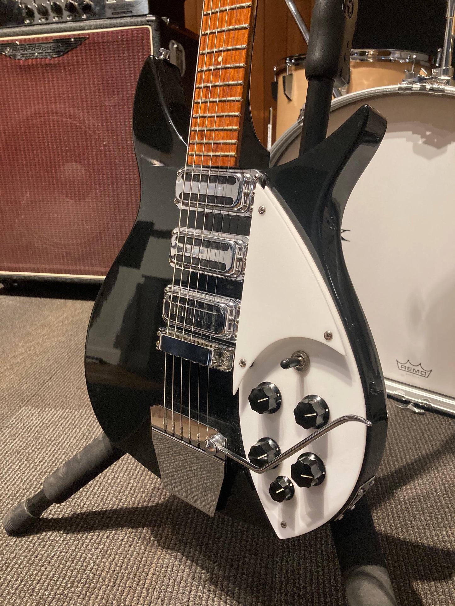 Rickenbacker 325 Short Scale Electric Guitar w/Case (1989)
