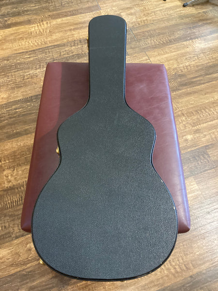S. Yairi Model 752 w/Case (1970)