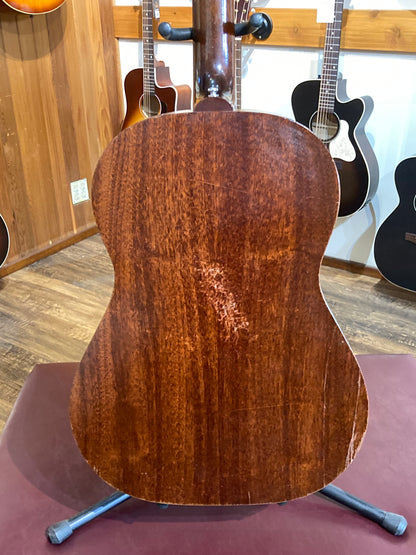 Gibson LG-0 Acoustic Guitar w/Case (1958)