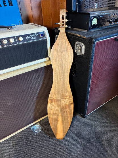 Roosebeck Mountain Dulcimer w/Gig Bag