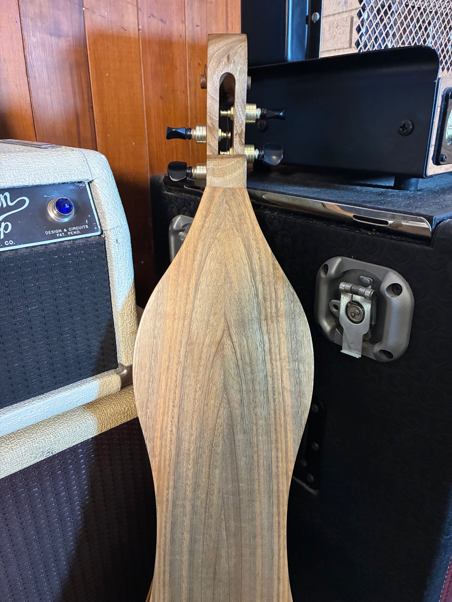 Roosebeck Mountain Dulcimer w/Gig Bag