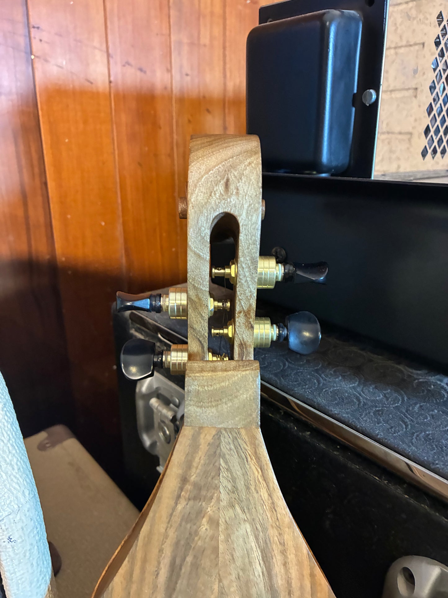 Roosebeck Mountain Dulcimer w/Gig Bag