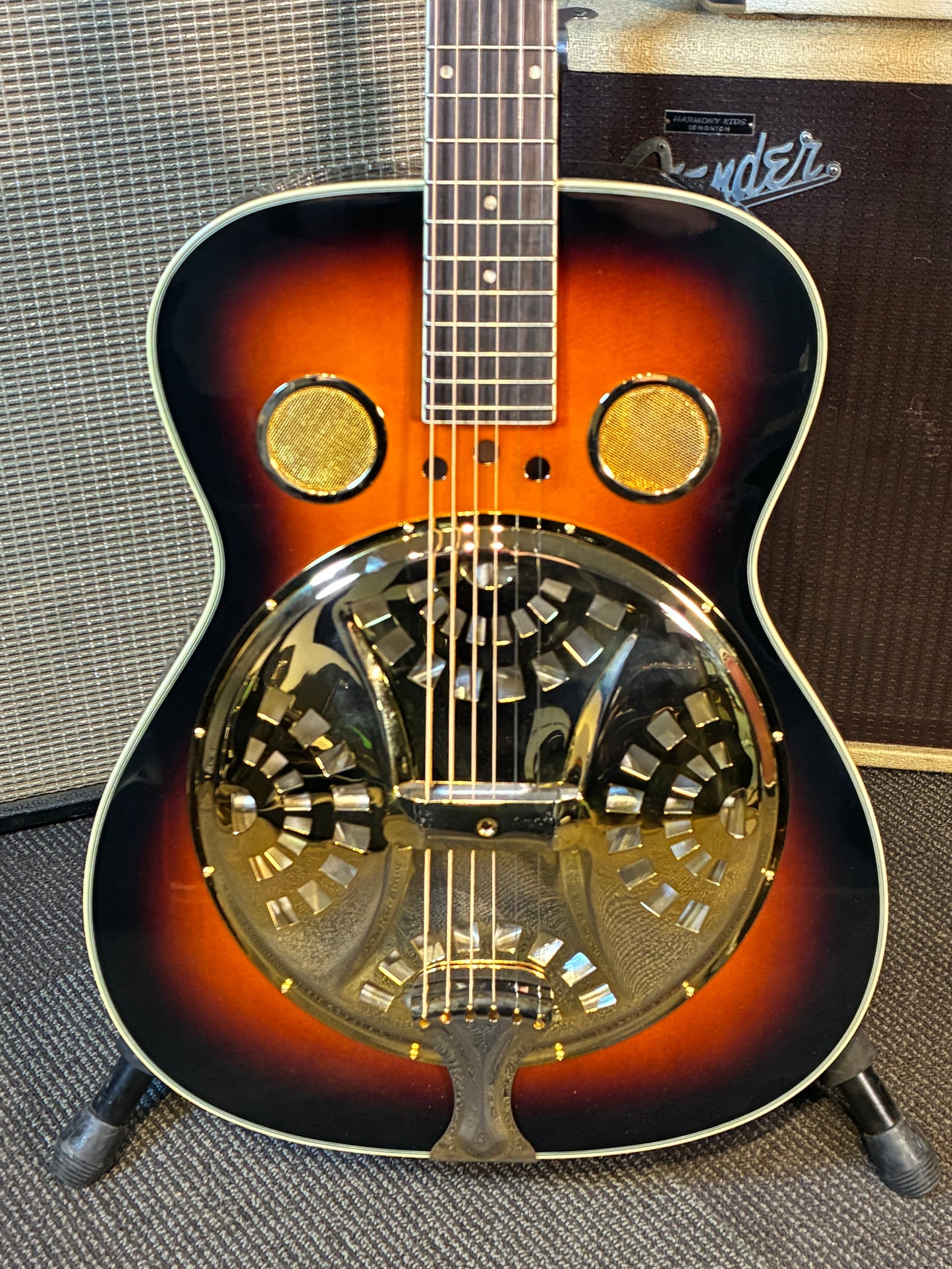 Regal RD-38V Round Neck Resonator Guitar - Vintage Sunburst