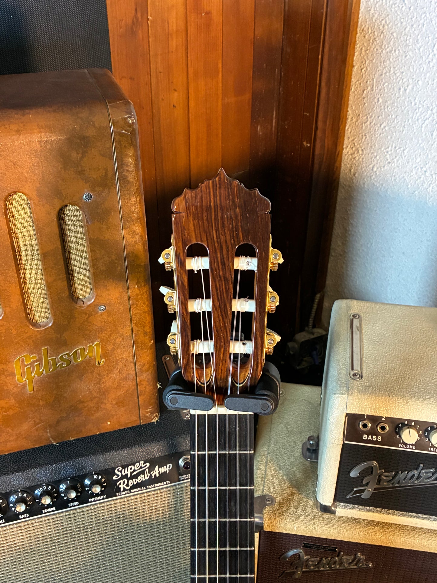 Alhambra Línea Profesional Classical Guitar w/Case (Used)
