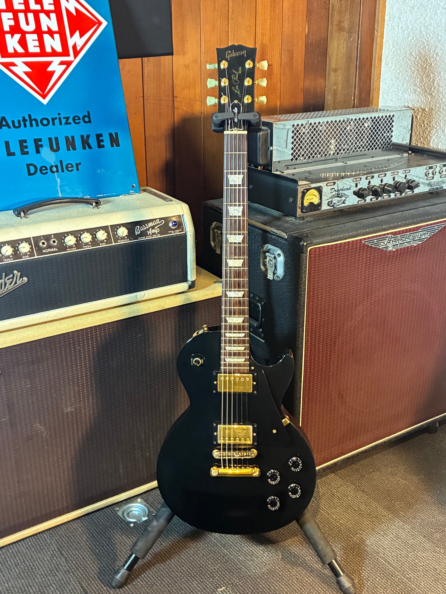 Gibson Les Paul Studio Electric Guitar w/Case - Ebony (1997)