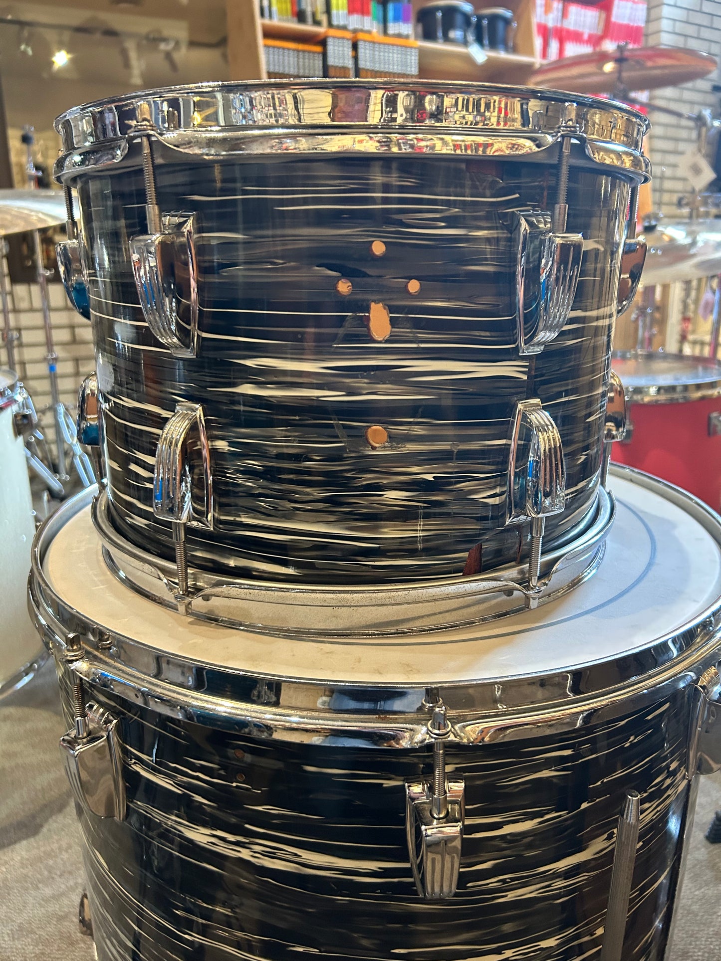 Ludwig 3-Piece Shell Pack - Oyster Black Pearl (1969-1971)