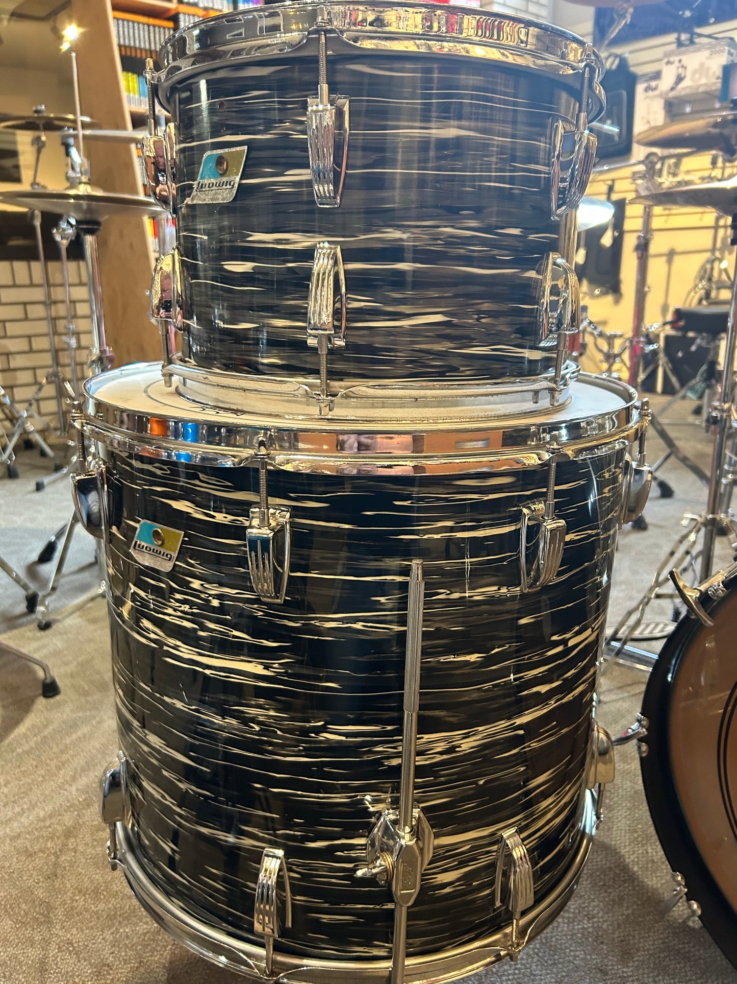 Ludwig 3-Piece Shell Pack - Oyster Black Pearl (1969-1971)