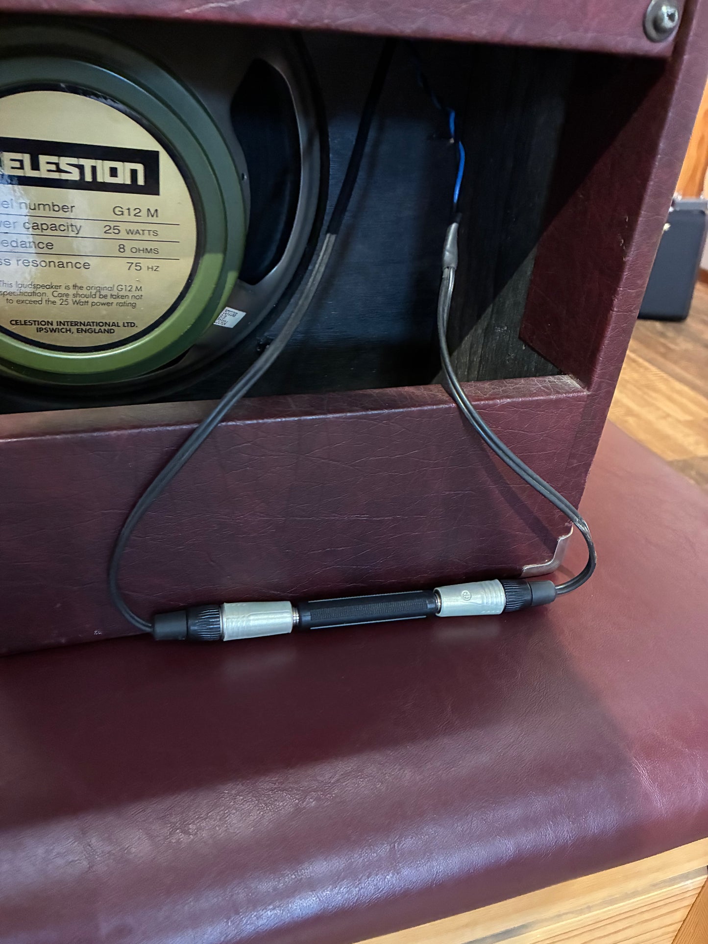 Traynor YCV20WR Custom Valve 1x12" 15w Guitar Combo - Wine Red (Used)