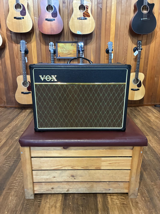 Vox AC15CC1 Custom Classic 15-Watt 1x12" Guitar Combo (Used)