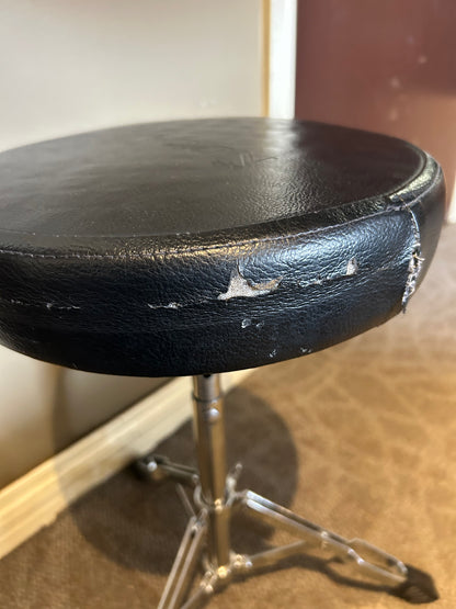I-Con Double Braced Student Throne (Used)