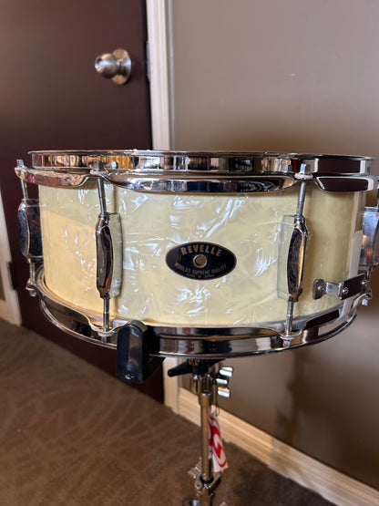 Revelle 14"x5.5" Snare Drum - Marine Pearl (Late 1960's - Early 1970's)