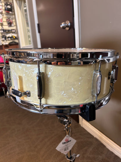 Revelle 14"x5.5" Snare Drum - Marine Pearl (Late 1960's - Early 1970's)