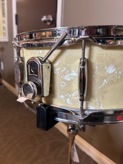 Revelle 14"x5.5" Snare Drum - Marine Pearl (Late 1960's - Early 1970's)