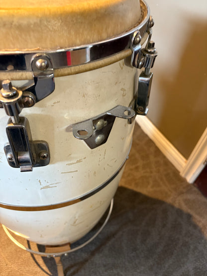 Slingerland Fiberglass Conga w/ Stand (Used)