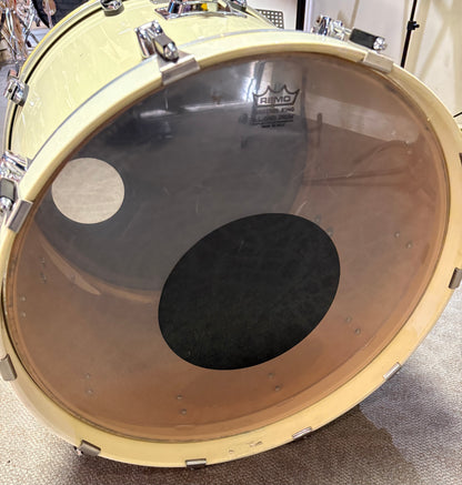 Ayotte 22"x16" Bass Drum - Ivory Lacquer (Used)