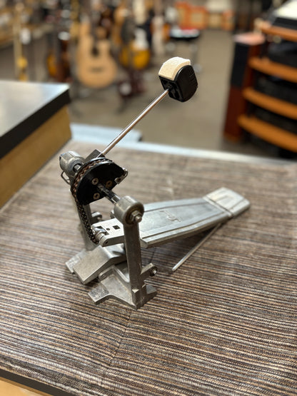 Pearl P800 Chain Drive Single Bass Drum Pedal (1980's)