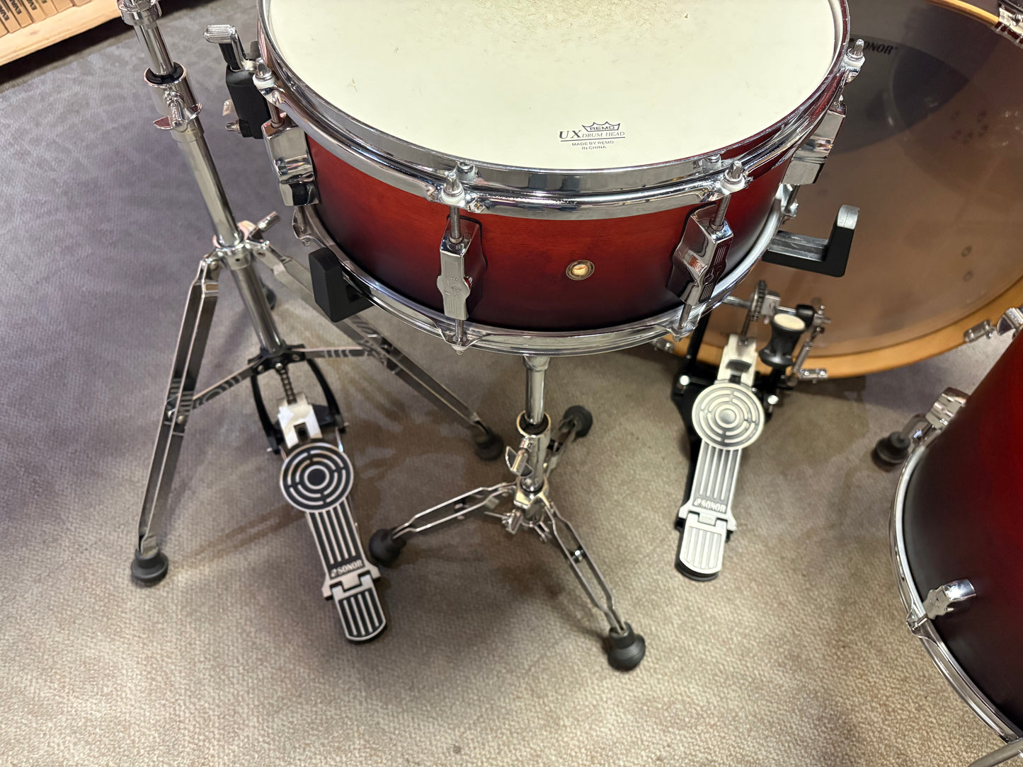 Sonor Force 2005 5-Piece Drum Set w/Hardware & Cymbals - Fade Amber Finish(Used)