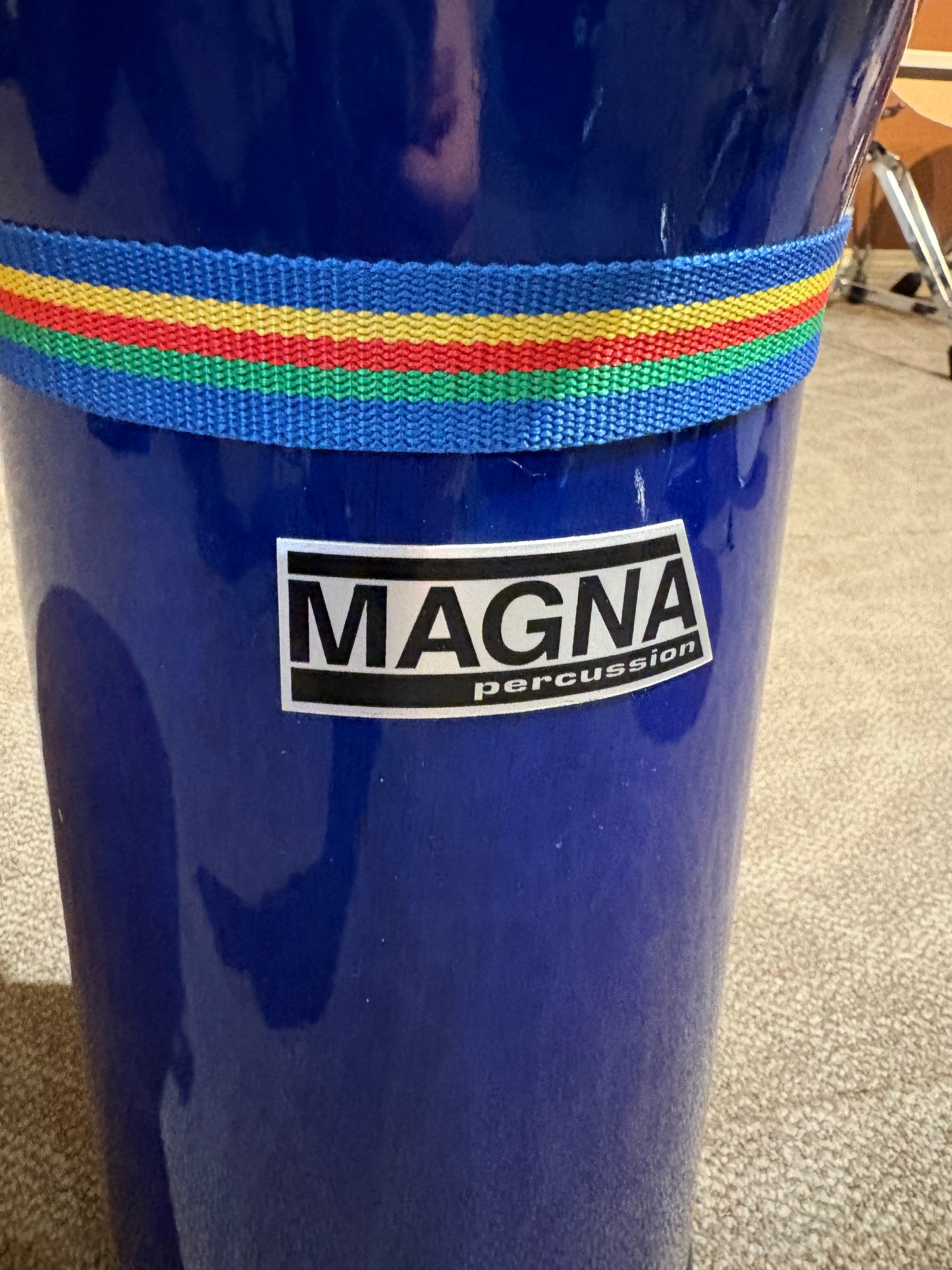 Magna Percussion 14" Wooden Djembe w/Gig Bag (Used)