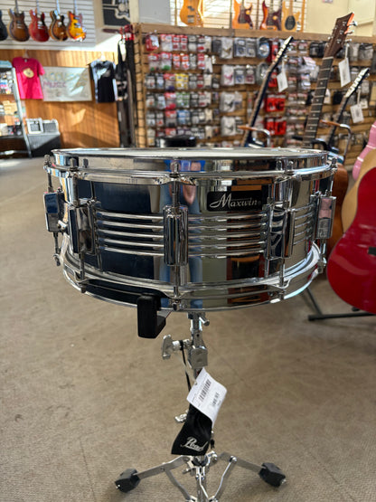 Maxwin 14"x5.5" 10 Lug Steel Snare Drum (Used)