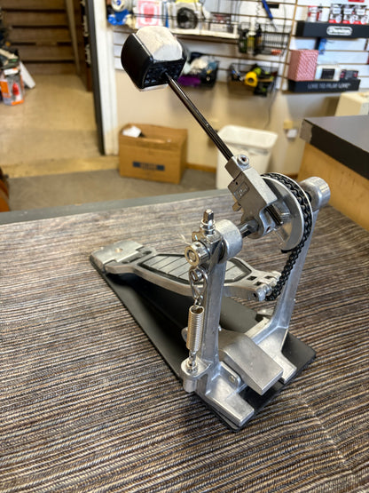 Pearl P100P Single Chain Pedal (Used)