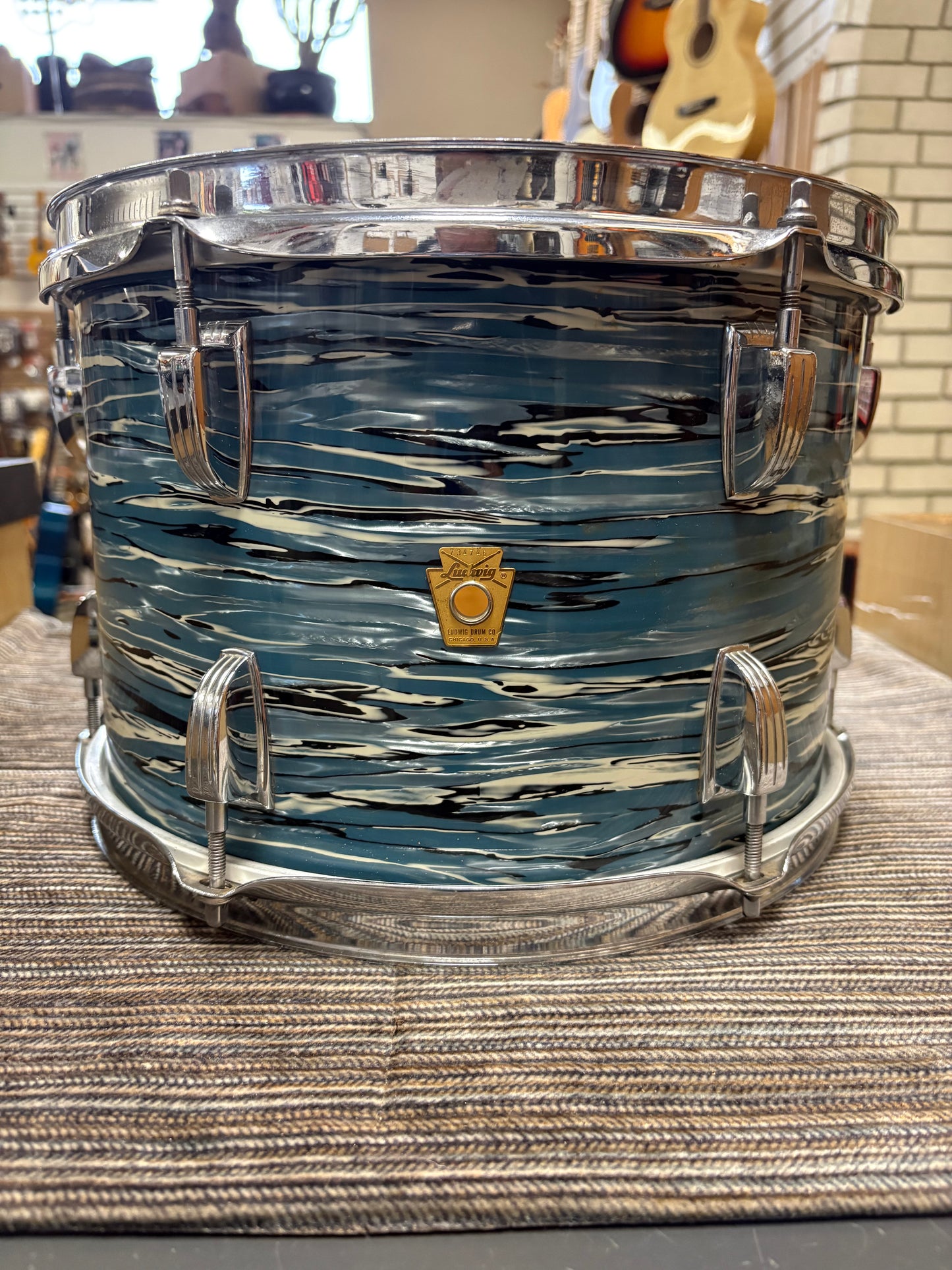 Ludwig 12"x8" Tom -  Oyster Blue Wrap (1969)