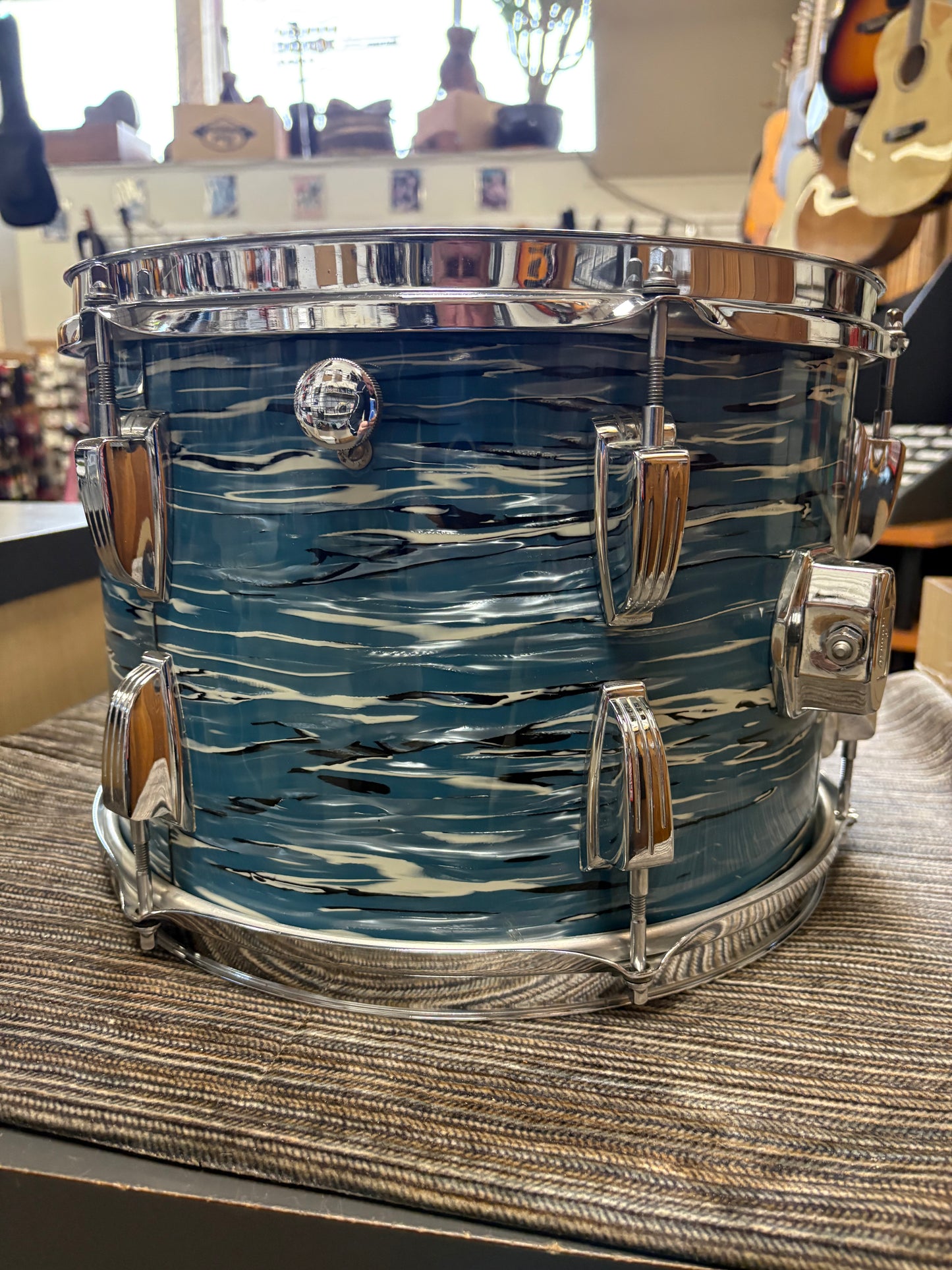 Ludwig 13"x9" Tom - Blue Oyster Wrap (1969)