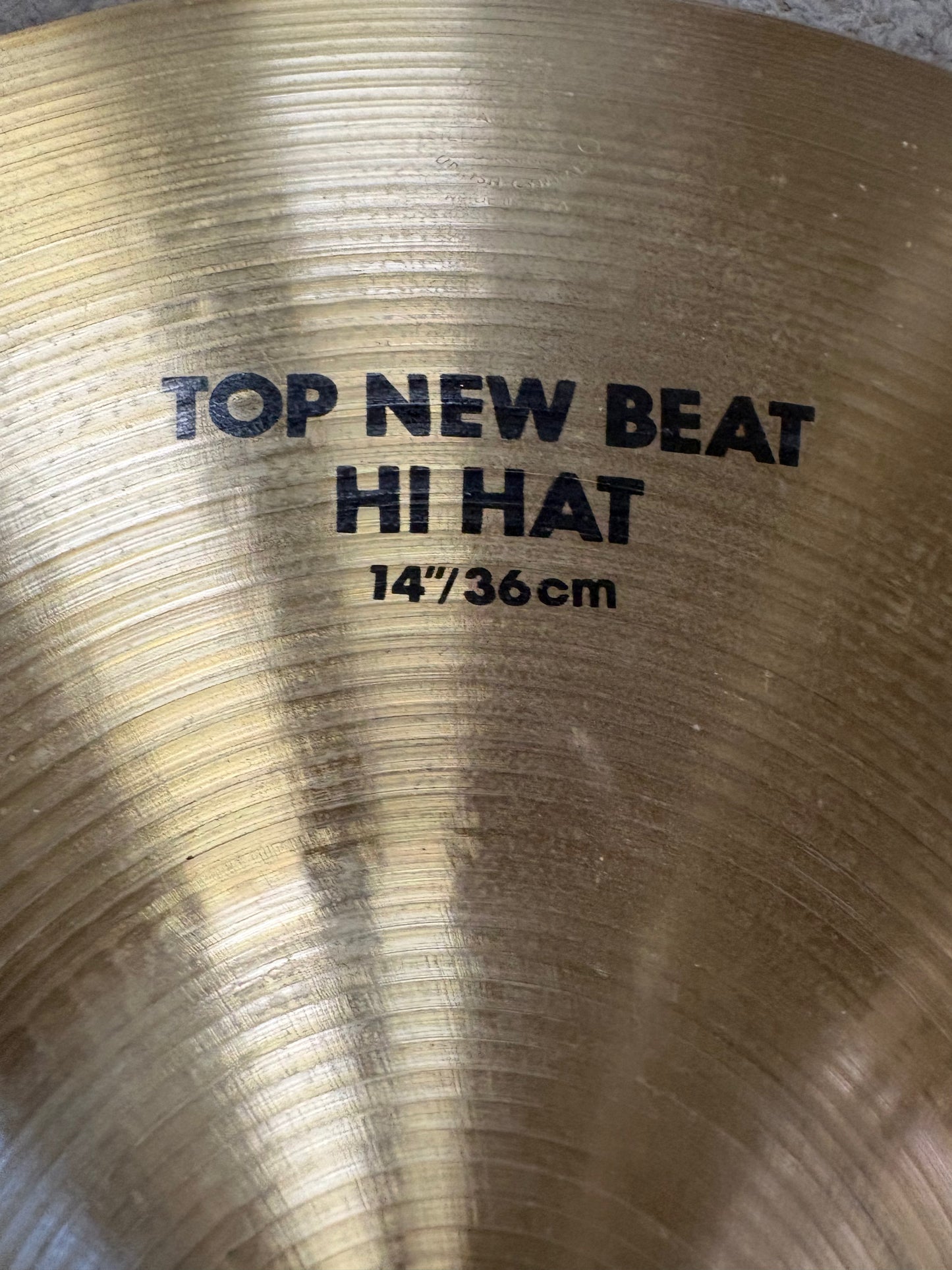 ZIldjian 14" New Beat Hi-Hat Cymbals (Used)