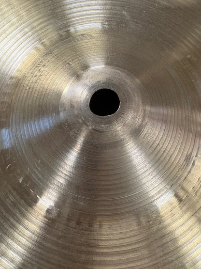ZIldjian 14" New Beat Hi-Hat Cymbals (Used)