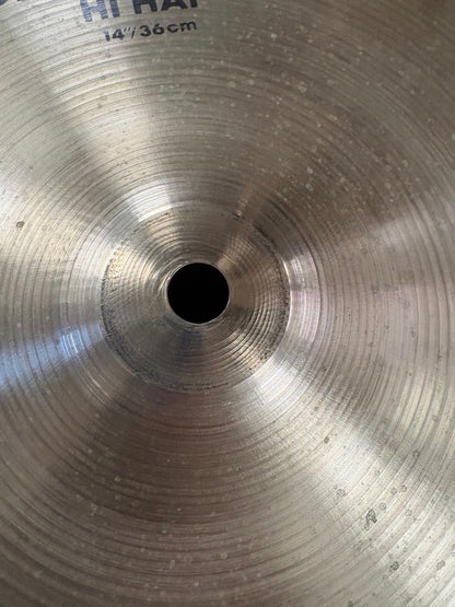 ZIldjian 14" New Beat Hi-Hat Cymbals (Used)