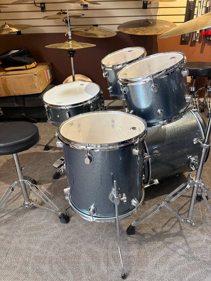 Westbury 5 Piece Drum Set w/Hardware & Cymbals - Aqua Sparkle (Used)