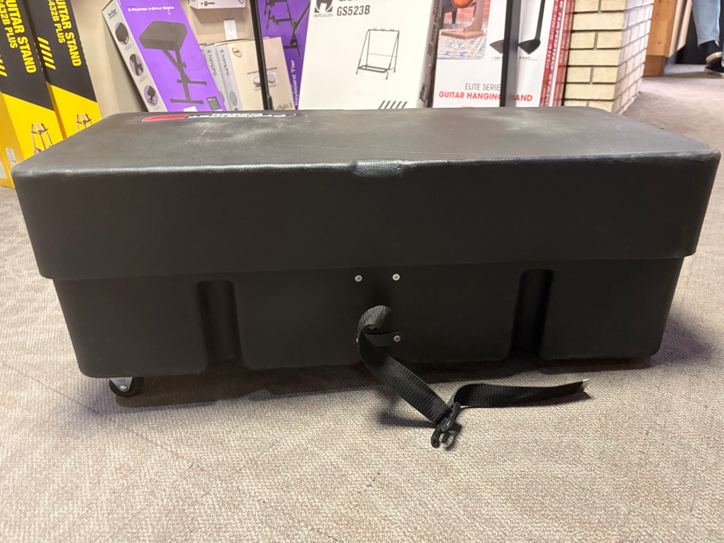 Protechtor Cases GP-PC304W Hardware Case w/Wheels (Used)