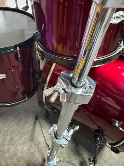 Pearl Forum 5-Piece Drum Set w/Hardware - Wine Red (Used)