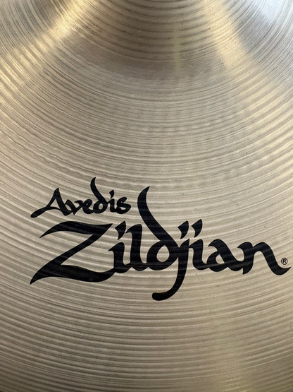 Zildjian A 20" Medium Thin Crash Cymbal (Used)