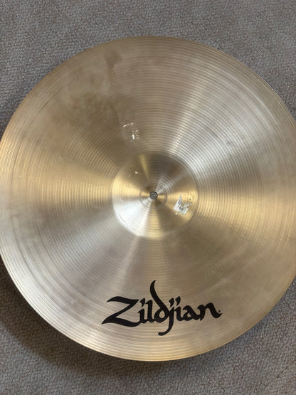Zildjian A 20" Medium Thin Crash Cymbal (Used)