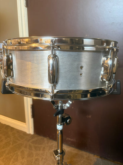 Slingerland No.140 14"x5" Student Aluminum Model Snare Drum (1968)